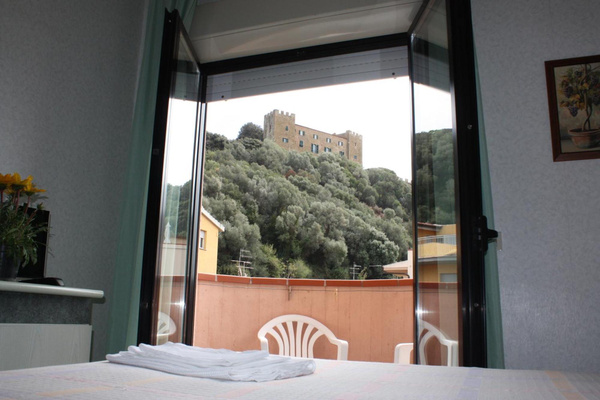 Hotel Aurora Castiglione della Pescaia Eksteriør billede